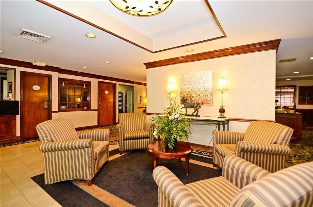 Best Western Louisville East Inn & Suites Habitación foto