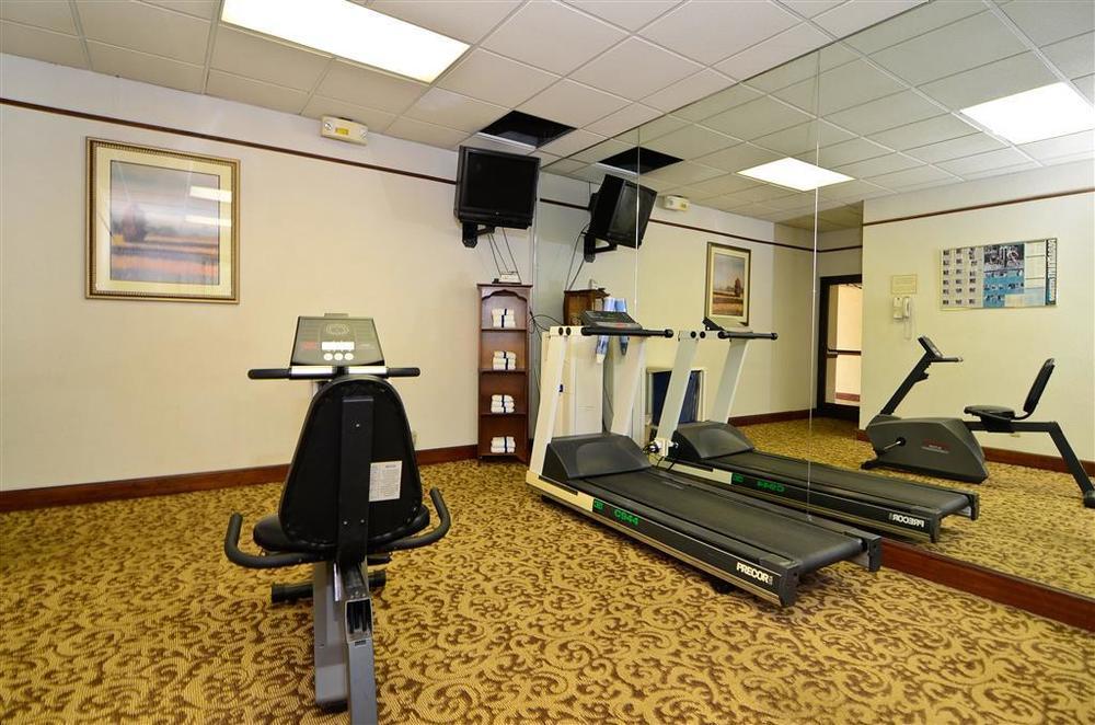 Best Western Louisville East Inn & Suites Facilidades foto